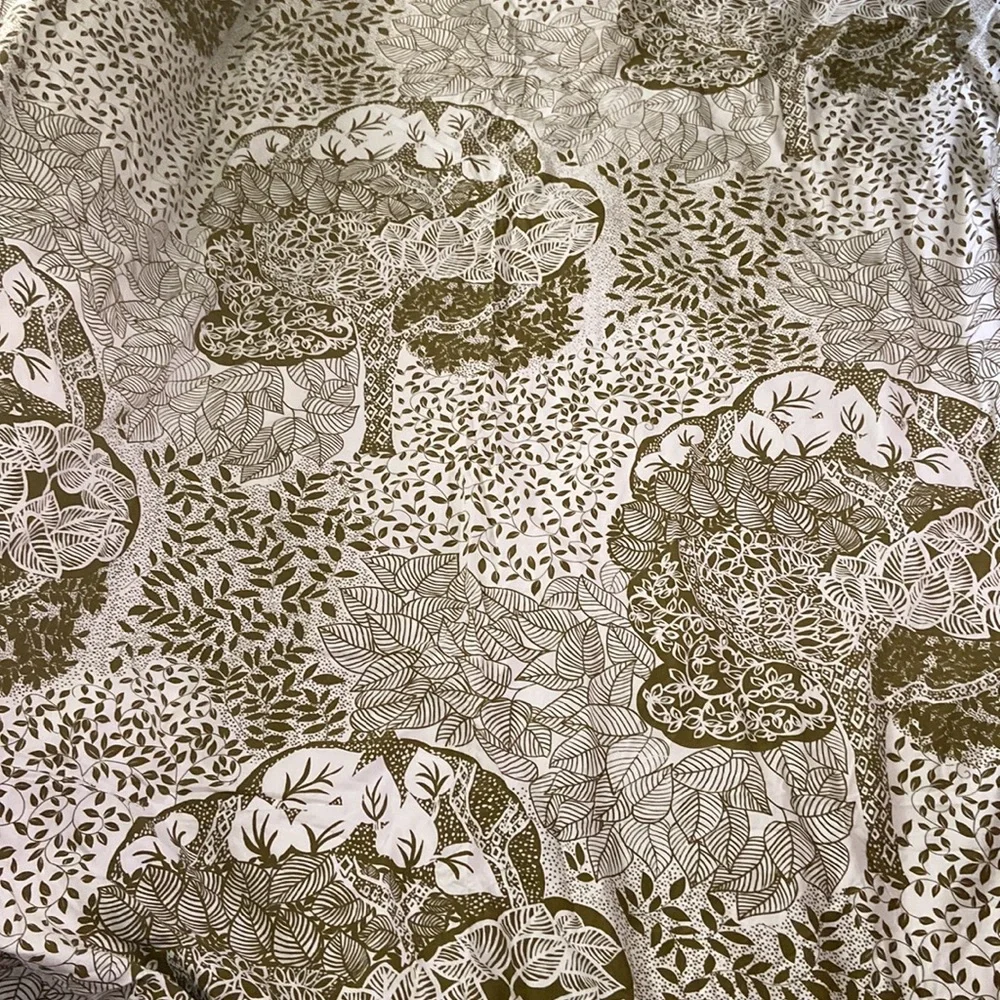 Crate&Barrel Duvet Cover and Shams Set Olive Green Trees and Leaves.